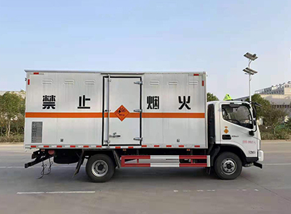 黄冈爆破器材运输车